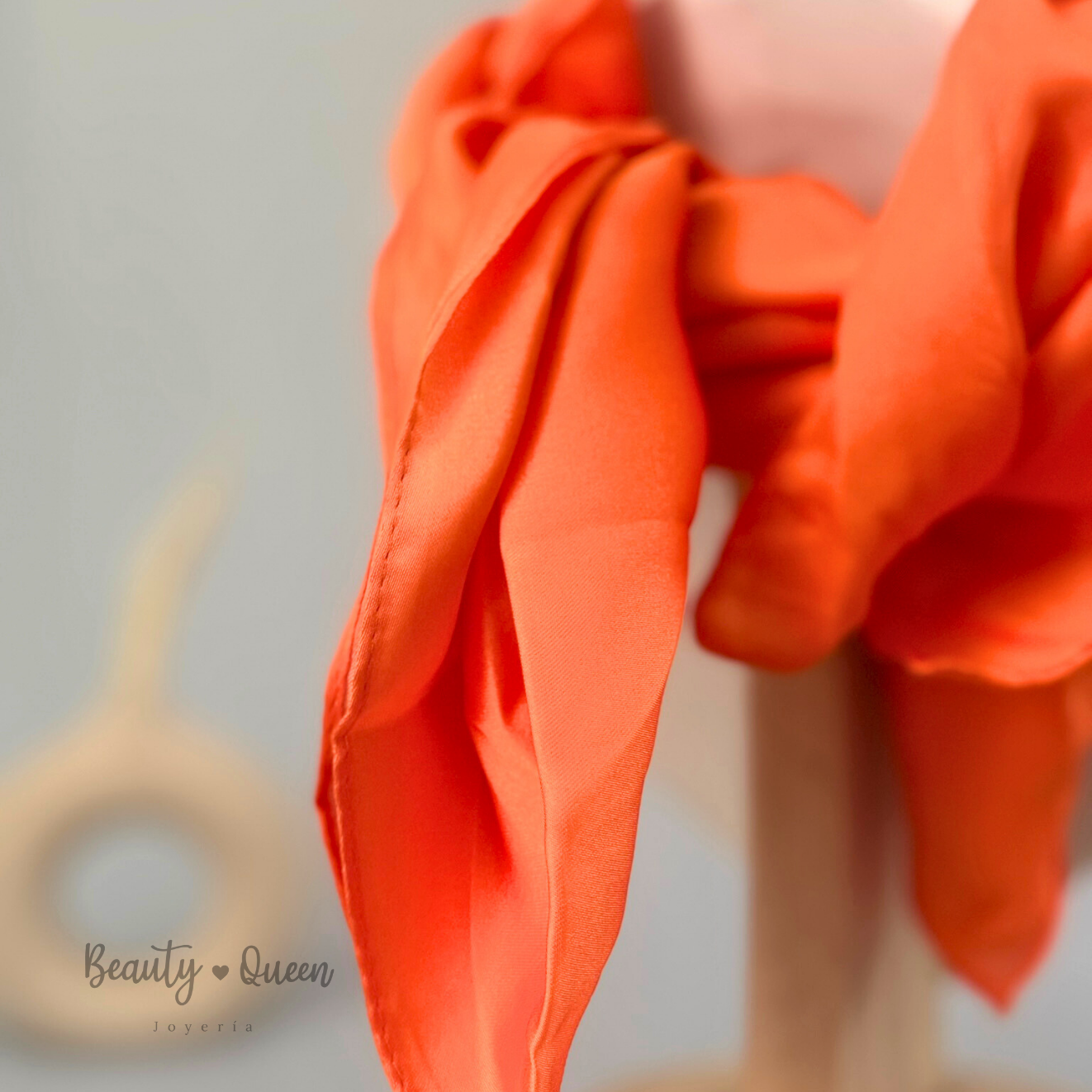 Collar Bandana Escarabajo